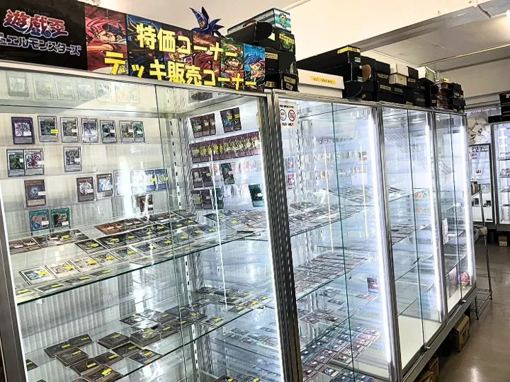 秋葉原のカードショップ メルカード1号店のポケカ・ワンピースカード等の在庫